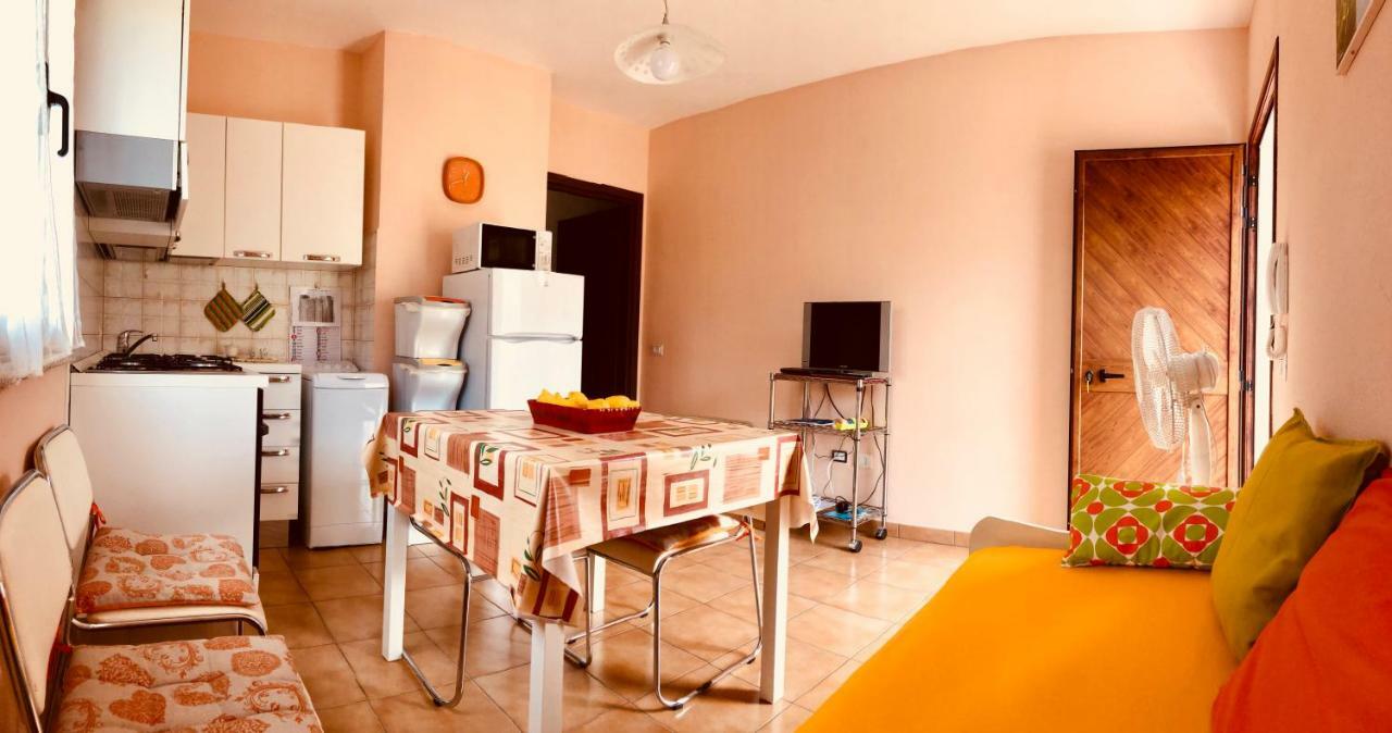 Appartamento Vacanze Sardegna Синискола Экстерьер фото